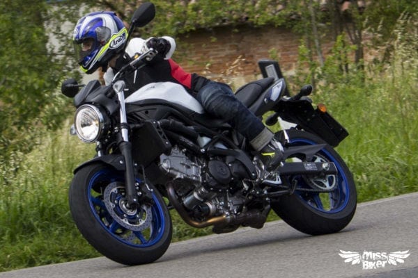 Test MissBiker: la nuova Suzuki SV650 - torna la fun bike 14