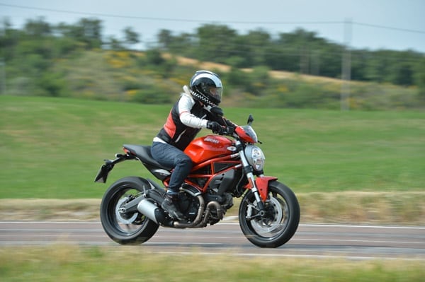 Ducati-Monster5